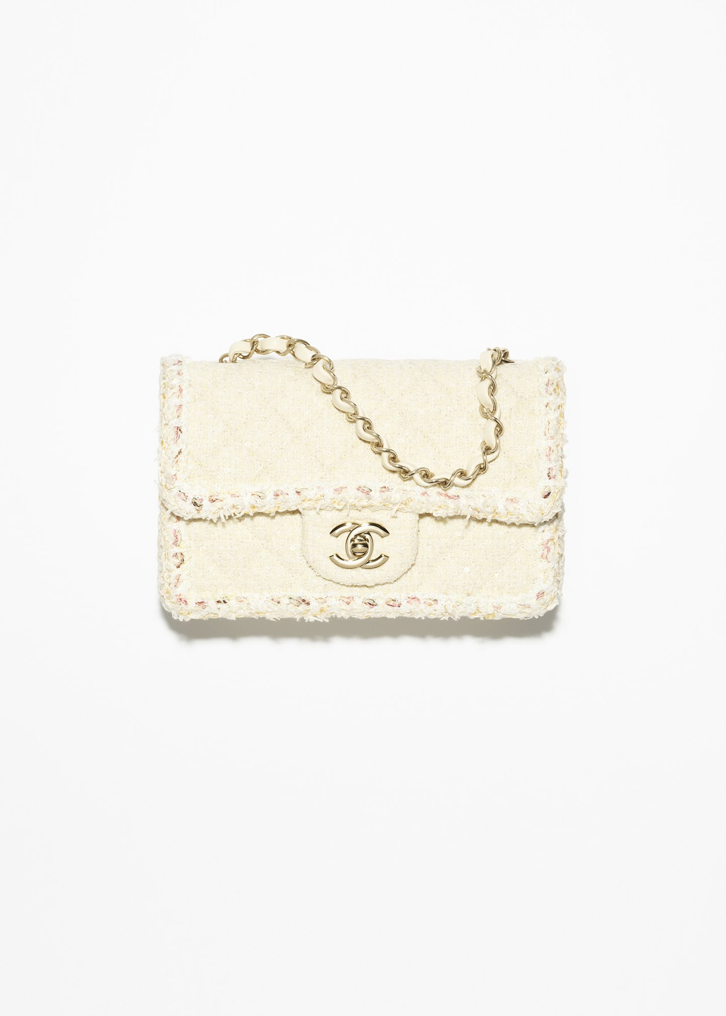 CHANEL Cruise 2025/26: Accessories | Bergdorf Goodman